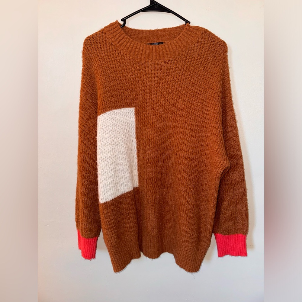 100% Wool Colorblock Sweater by Parfois Collection for European Market